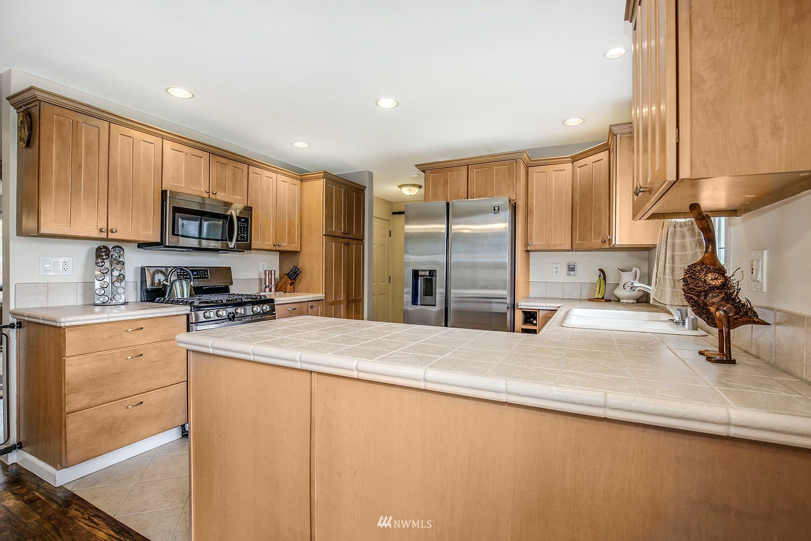 10426 126th Avenue Southeast Renton, WA 98056 - Photo 7 of 20 Gallery Image 7