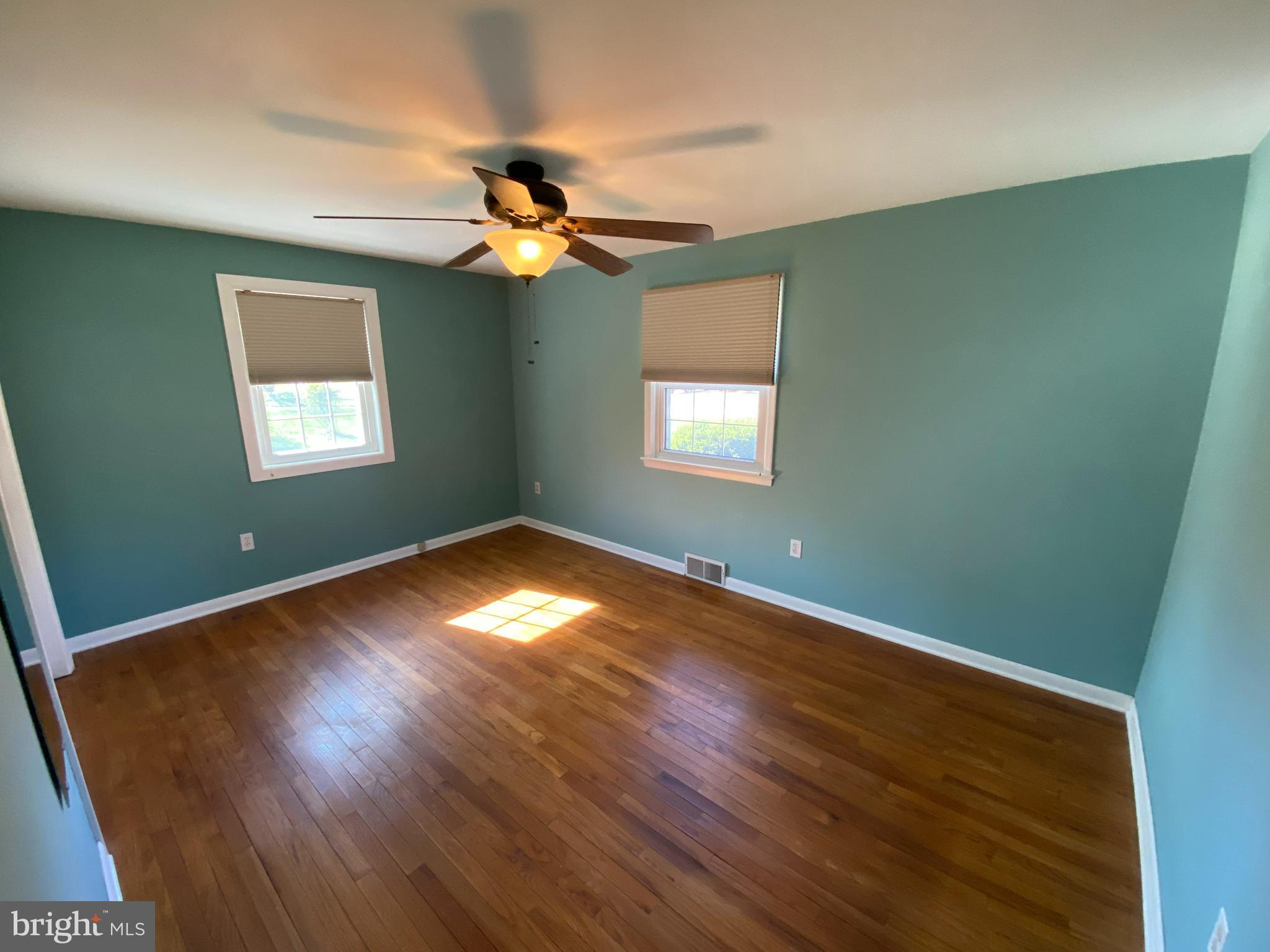 1022 Sparrow Road Norristown, PA 19403 - Photo 13 of 35 Primary Bedroom