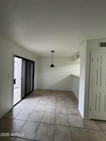 $349,900 | 401 South Seawynds Boulevard, Gilbert, AZ 85233