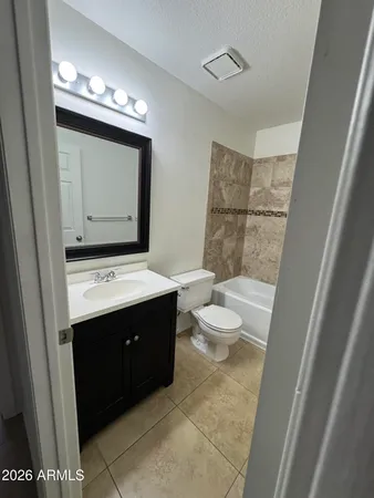 $349,900 | 401 South Seawynds Boulevard, Gilbert, AZ 85233