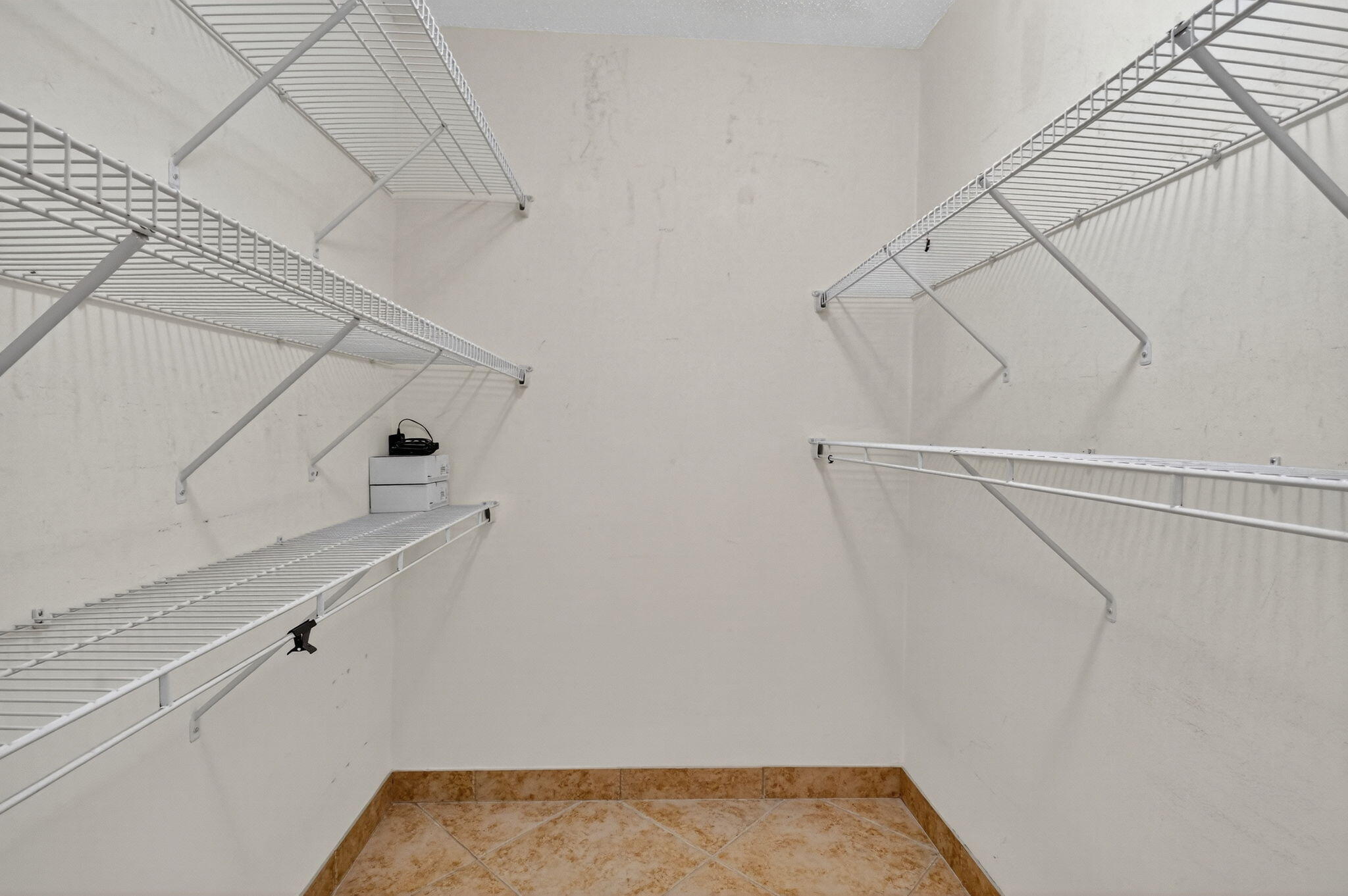 5775 Wanda Lane Delray Beach, FL 33484 - Photo 25 of 67 28-web-or-mls-DSC_4351