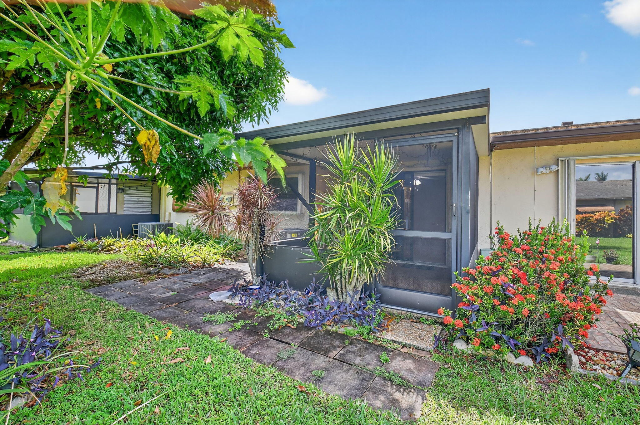 5775 Wanda Lane Delray Beach, FL 33484 - Photo 34 of 67 36-web-or-mls-DSC_4304