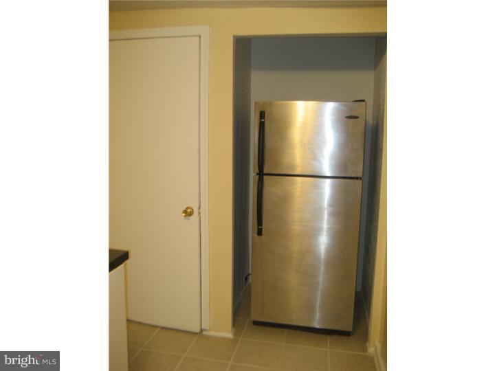 3084 South Congress Road Camden, NJ 08104 - Photo 12 of 18 Kitchen