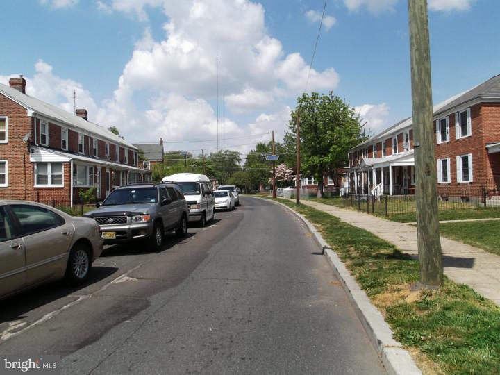 3084 South Congress Road Camden, NJ 08104 - Photo 3 of 18 View from Front Door