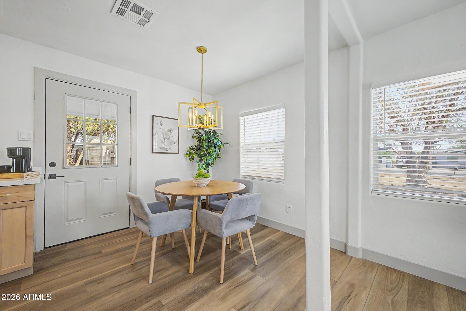 1914 East Monte Vista Road Phoenix, AZ 85006 - Photo 8 of 26 11 - Monte Vista