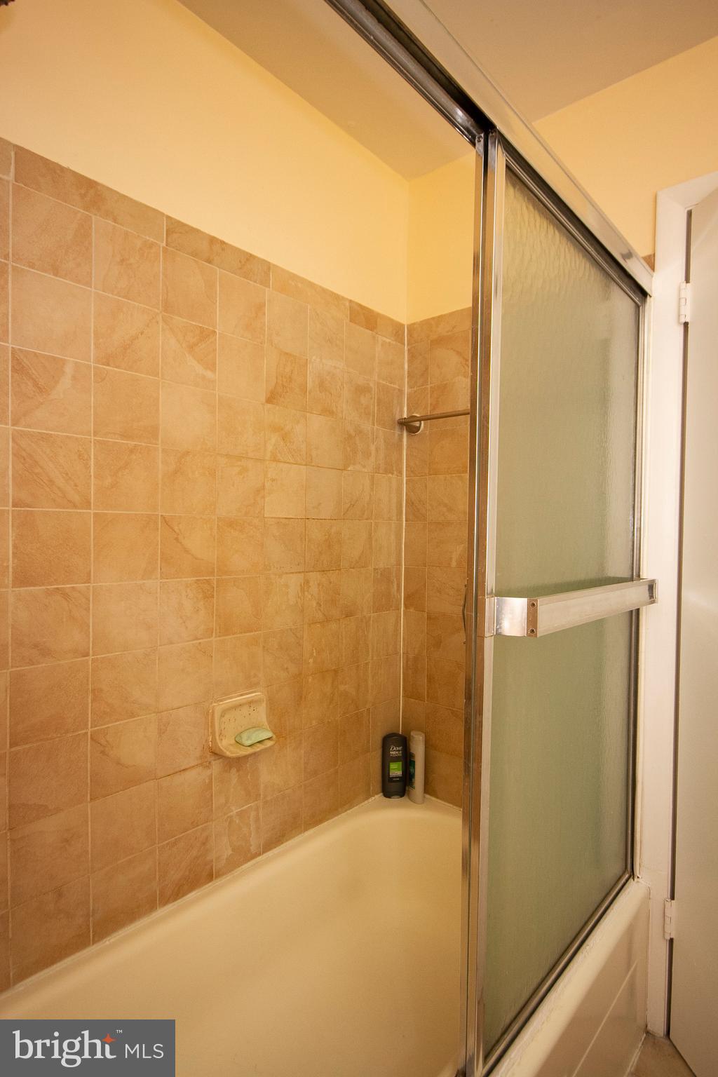 4213 Haycoke Road Baltimore, MD 21236 - Photo 19 of 30 HALL BATH WITH GLASS ENCLOSURE