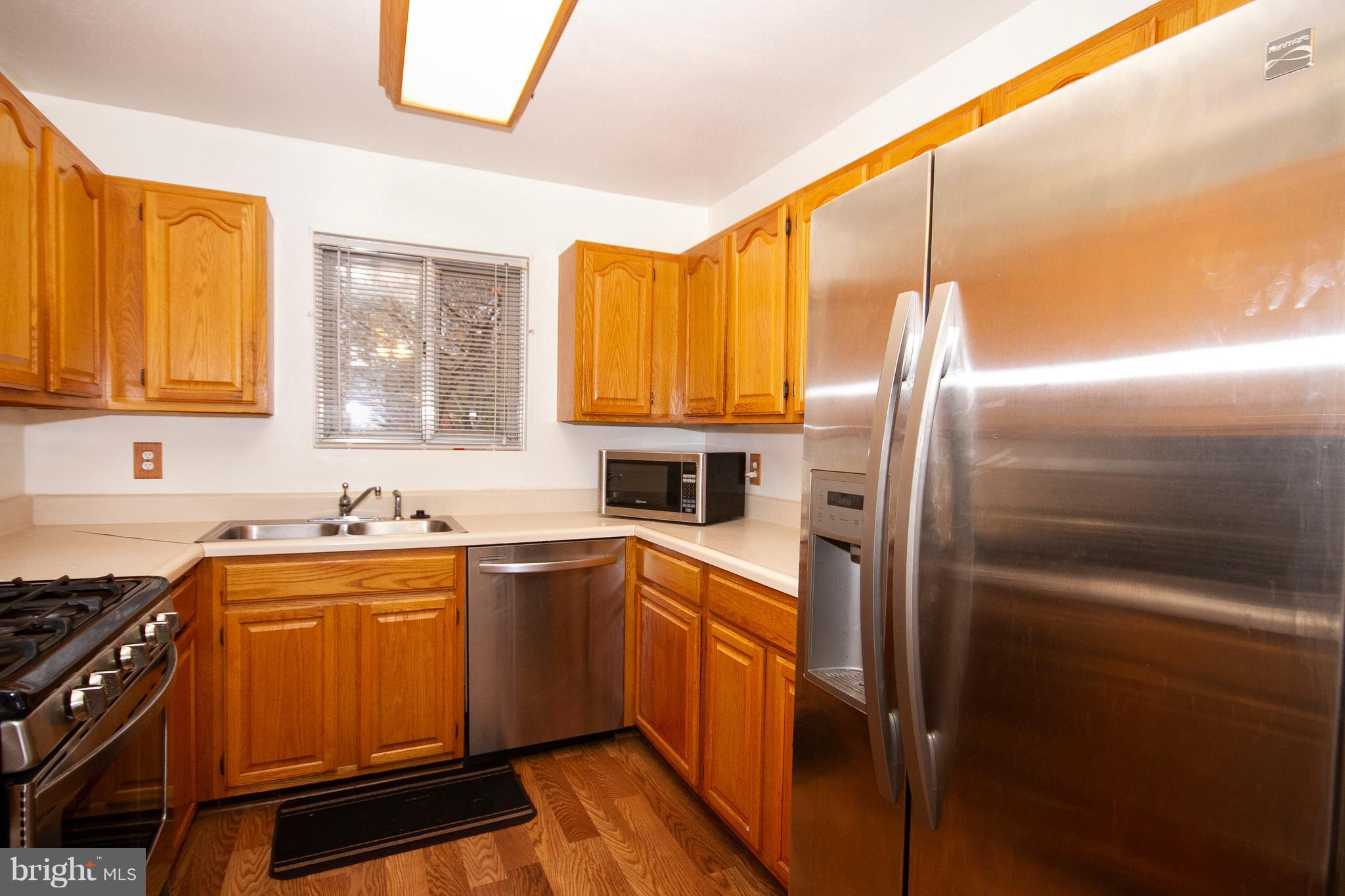 4213 Haycoke Road Baltimore, MD 21236 - Photo 6 of 30 NEW STAINLESS STEEL APPLIANCES