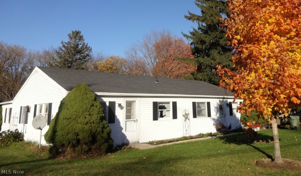 7339 Middle Ridge Road Madison, OH 44057 - Photo 2 of 23