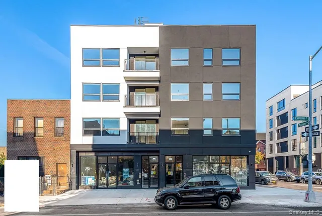 $3,350 | 499 Evergreen Avenue | Bushwick