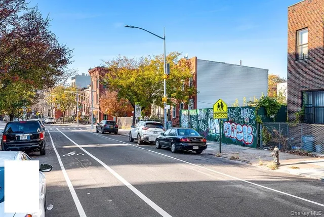 $3,350 | 499 Evergreen Avenue | Bushwick