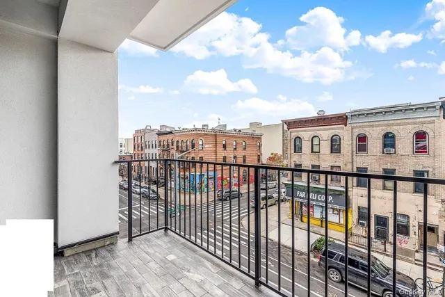 $3,350 | 499 Evergreen Avenue | Bushwick