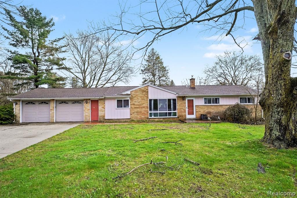 6341 Waldon Road Clarkston, MI 48346 - Photo 2 of 22 Gallery Image 2