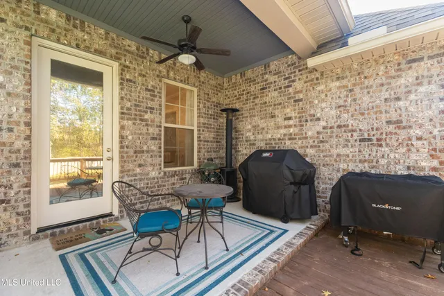 $379,999 | 20 Barkis Drive, Hattiesburg, MS 39402