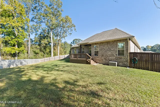 $368,500 | 20 Barkis Drive, Hattiesburg, MS 39402