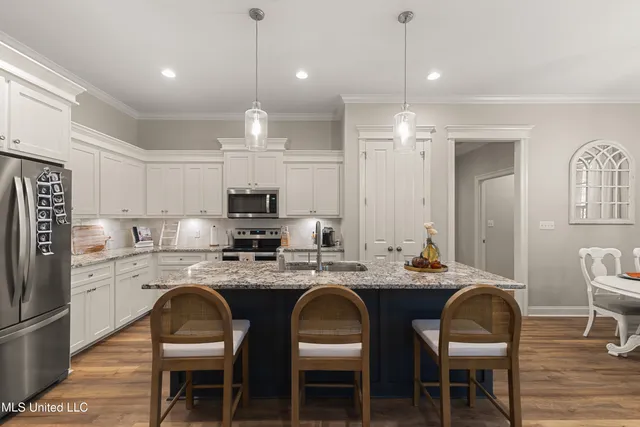 $379,999 | 20 Barkis Drive, Hattiesburg, MS 39402