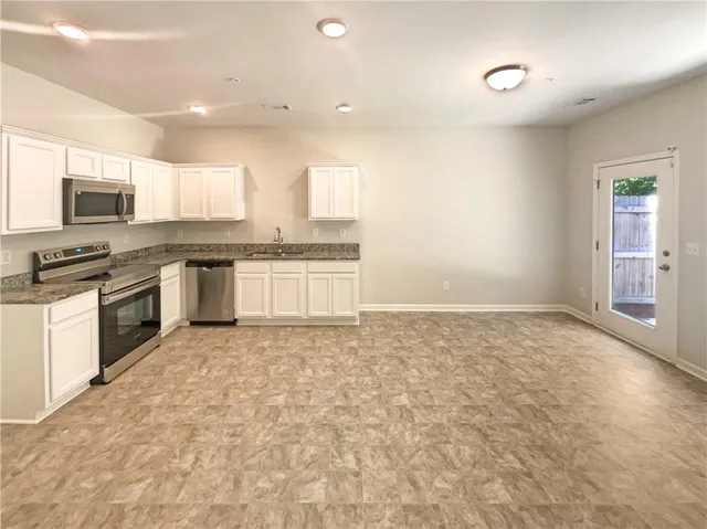 $208,000 | 1958 Millstream Hollow, Conyers, GA 30012