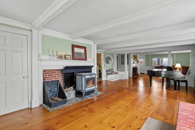 $999,900 | 268 Mountain Road, Pittsfield, NH 03263