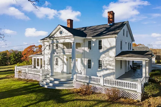 $999,900 | 268 Mountain Road, Pittsfield, NH 03263