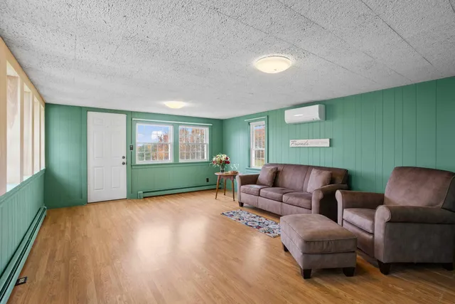 $999,900 | 268 Mountain Road, Pittsfield, NH 03263