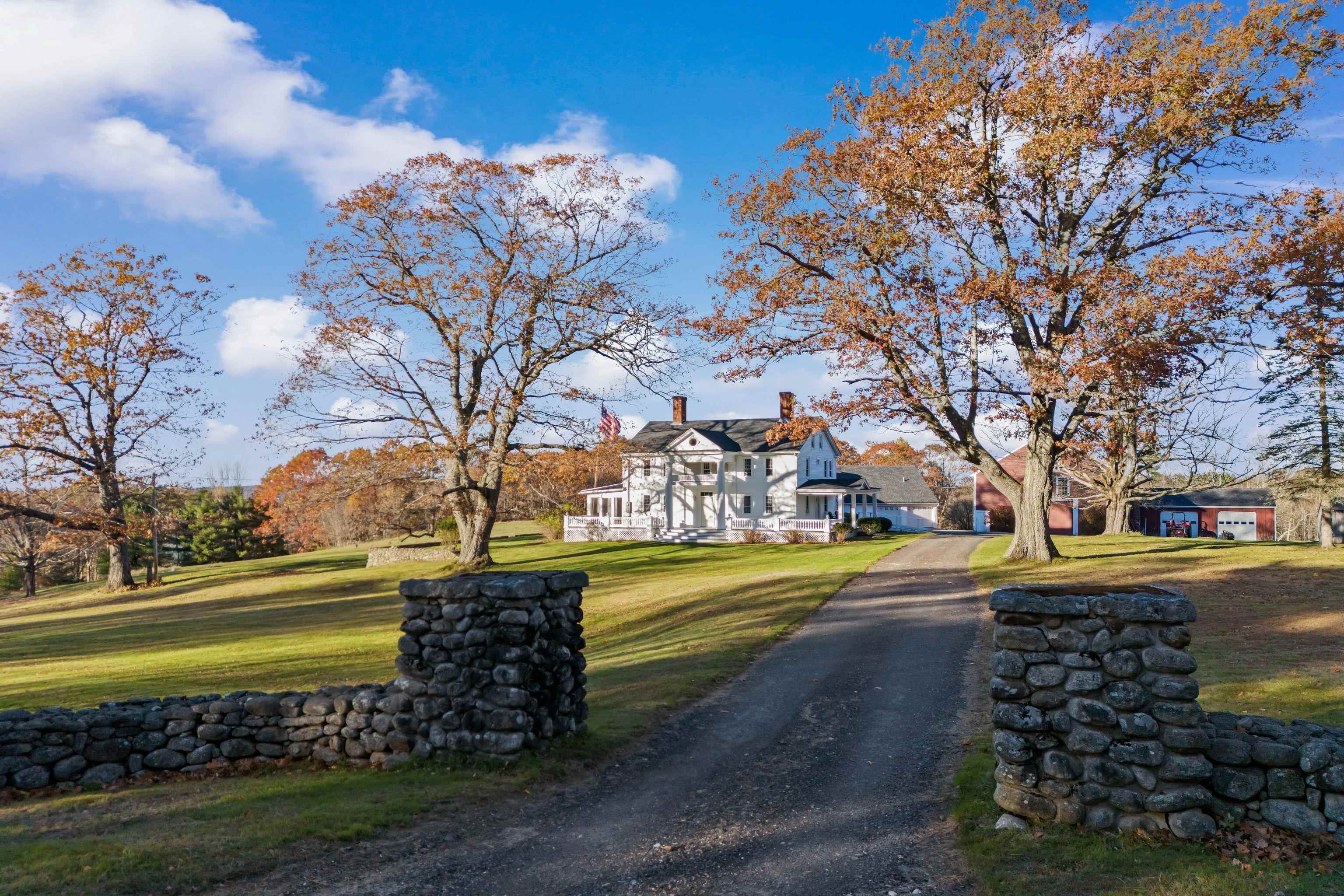 268 Mountain Road Pittsfield, NH 03263 - Photo 3 of 60