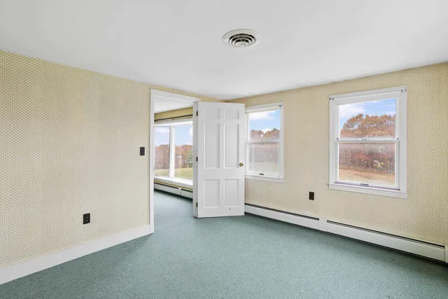 $999,900 | 268 Mountain Road, Pittsfield, NH 03263