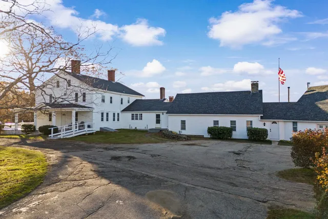 $999,900 | 268 Mountain Road, Pittsfield, NH 03263