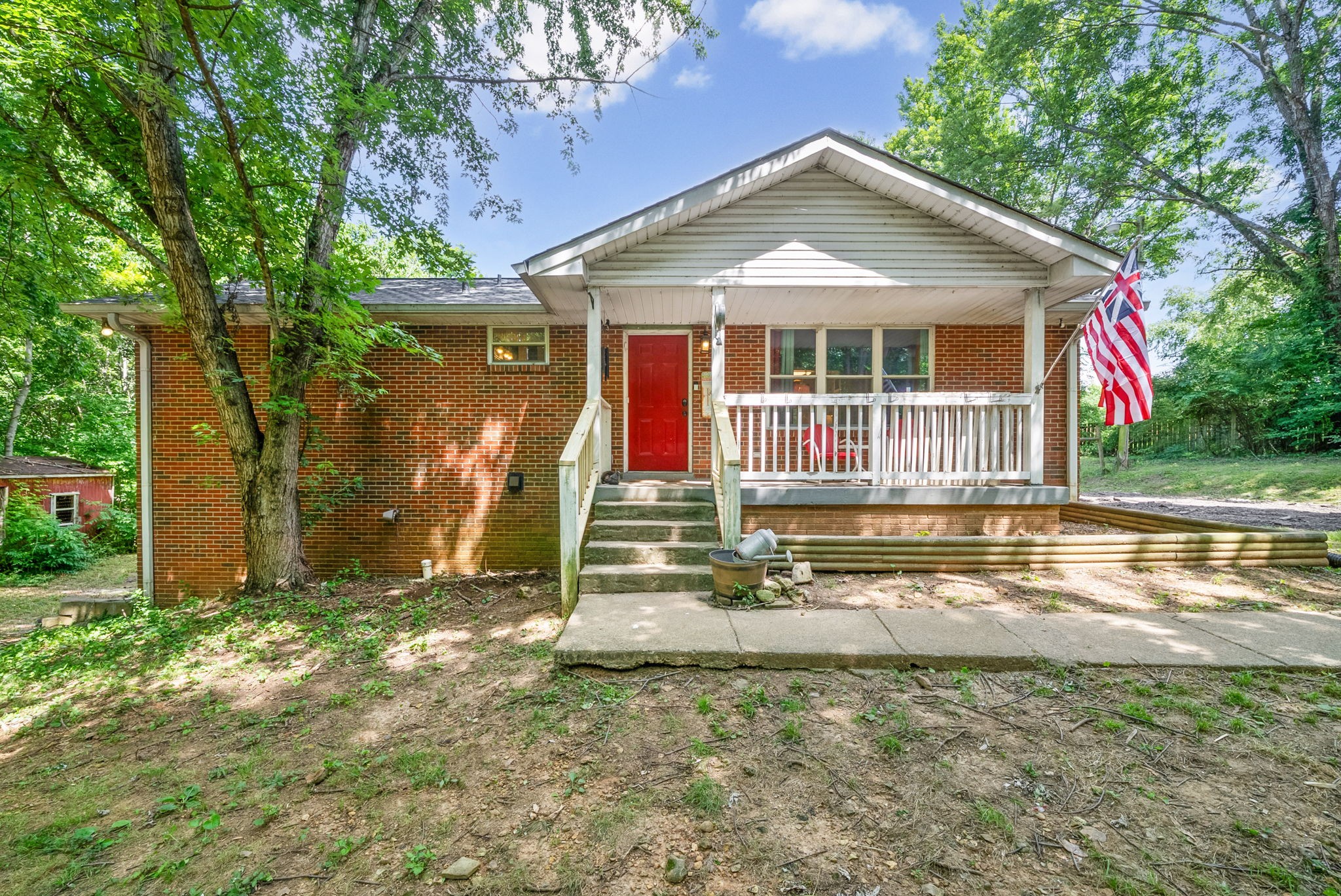 1011 Issac Clifton Road Chapmansboro, TN 37035 - Photo 1 of 34