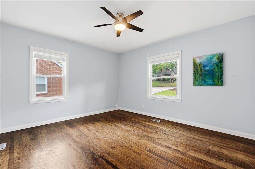 1091 Walker Drive Decatur, GA 30030 - Photo 20 of 36 Gallery Image 20