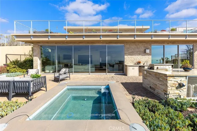 $6,800,000 | 3355 Alta Laguna Boulevard, Laguna Beach, CA 92651