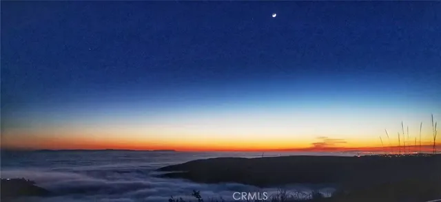 a view of an outdoor space