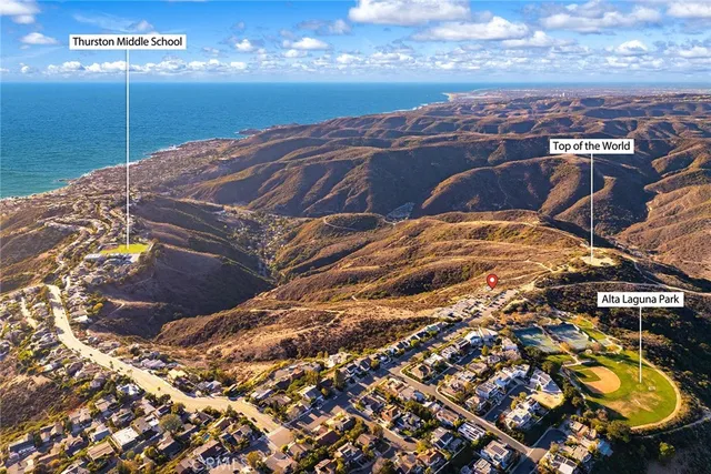 $6,800,000 | 3355 Alta Laguna Boulevard, Laguna Beach, CA 92651