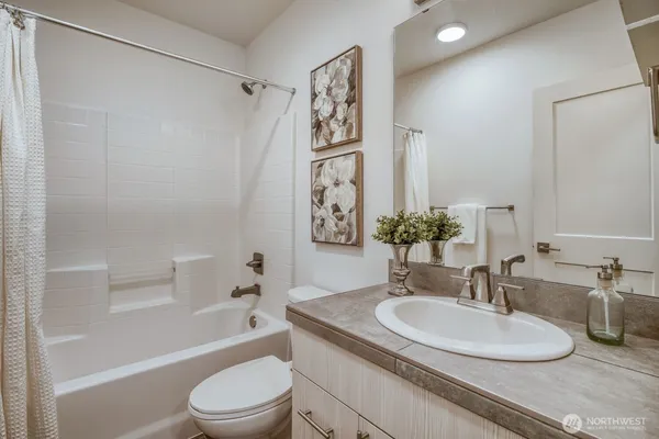$1,129,500 | 1480 157th Court Northeast, Bellevue, WA 98008