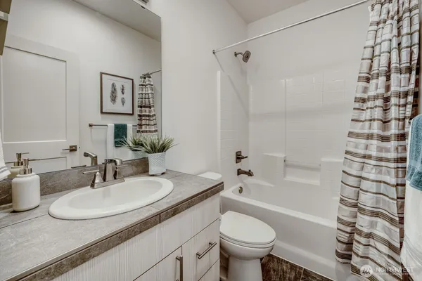 $1,129,500 | 1480 157th Court Northeast, Bellevue, WA 98008