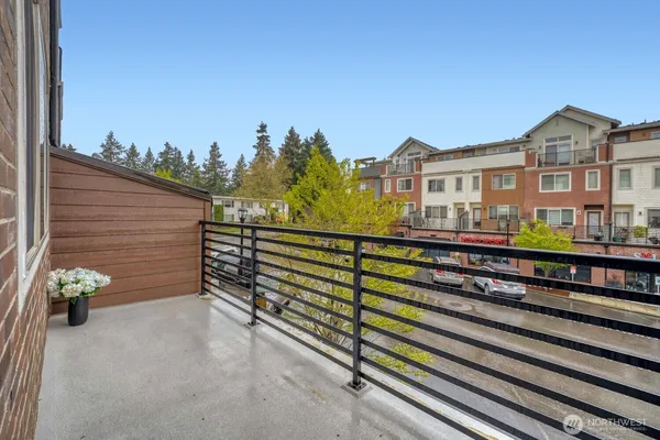 $1,129,500 | 1480 157th Court Northeast, Bellevue, WA 98008