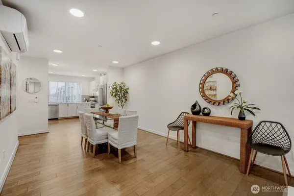 $1,129,500 | 1480 157th Court Northeast, Bellevue, WA 98008
