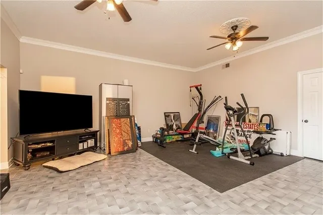 $995,000 | 28 Mesa Street, Kenner, LA 70065