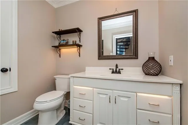 $995,000 | 28 Mesa Street, Kenner, LA 70065