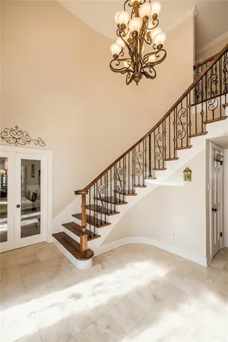 $995,000 | 28 Mesa Street, Kenner, LA 70065