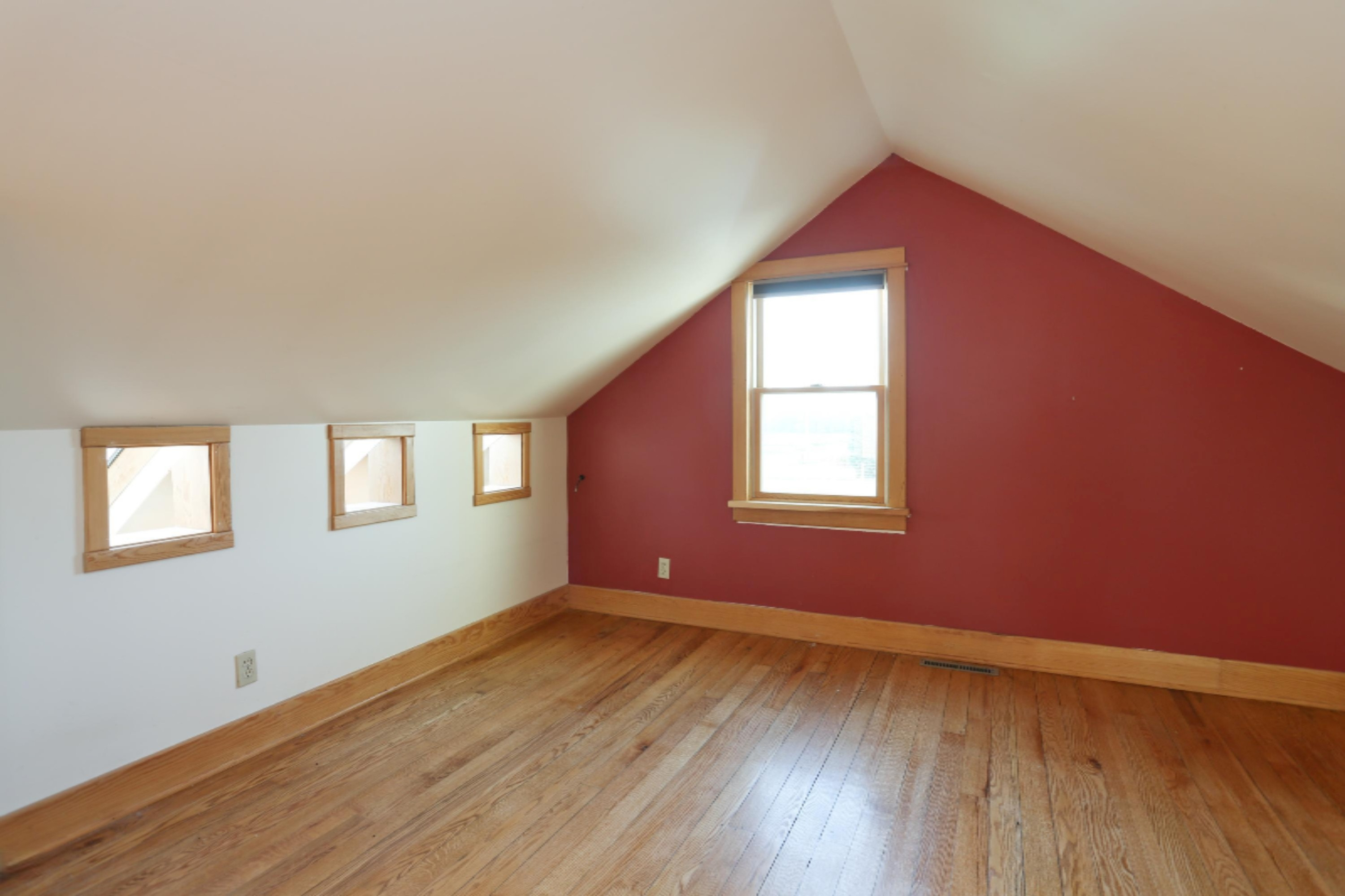 15566 Holden Road Galien, MI 49113 - Photo 5 of 15 07_15566HoldenRd_18_Bedroom_HiRes