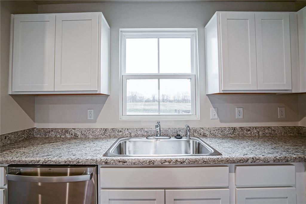 881 Sunchaser Road Lebanon, IN 46052 - Photo 13 of 30 Gallery Image 13