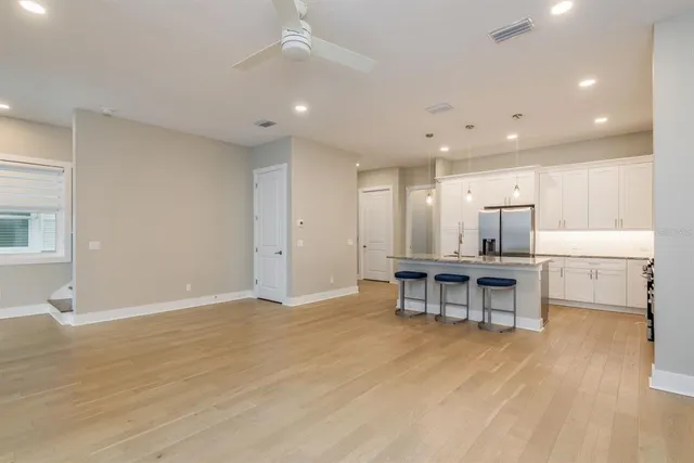 $875,000 | 833 Oak Bend Lane, Dunedin, FL 34698