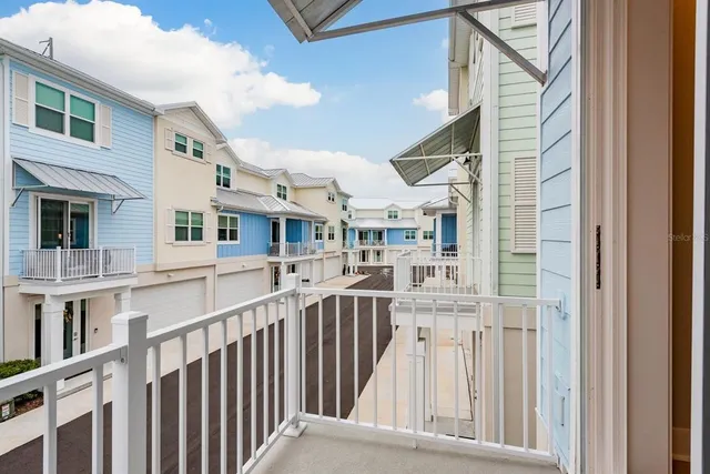 $875,000 | 833 Oak Bend Lane, Dunedin, FL 34698