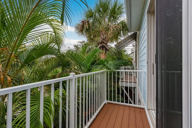 $875,000 | 833 Oak Bend Lane, Dunedin, FL 34698