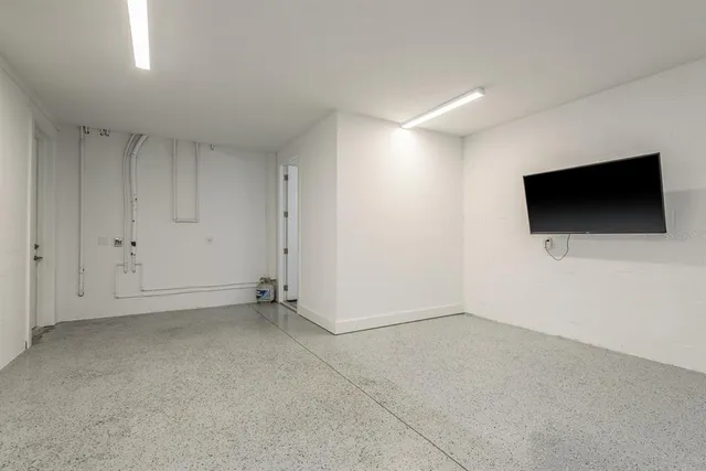 $875,000 | 833 Oak Bend Lane, Dunedin, FL 34698