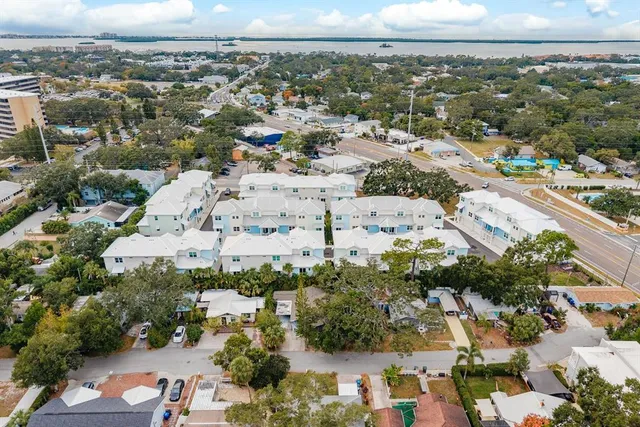 $875,000 | 833 Oak Bend Lane, Dunedin, FL 34698