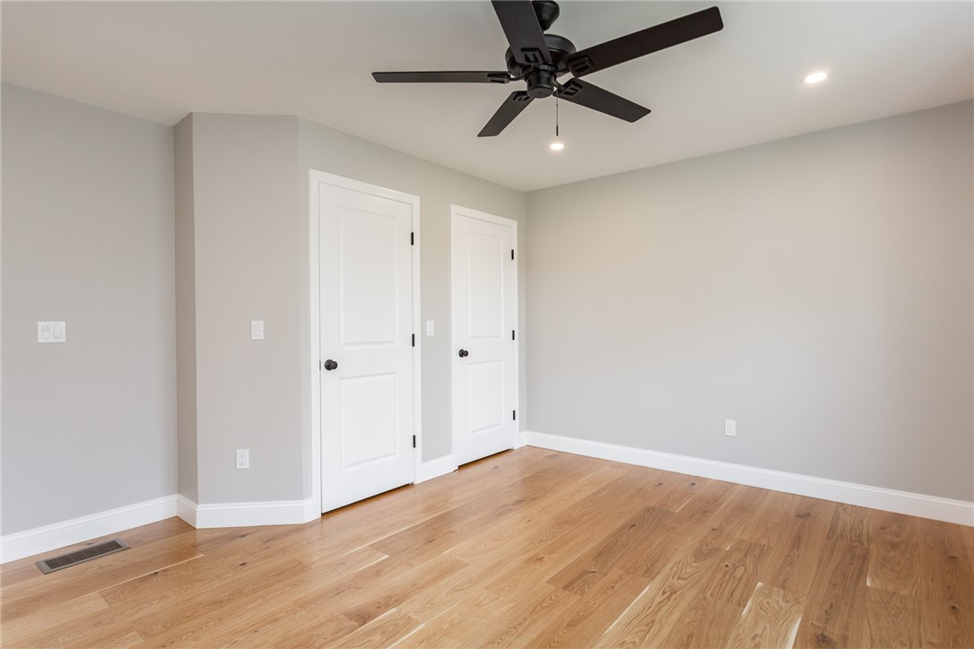 35 Glendale Road Tiverton, RI 02878 - Photo 20 of 47 First Floor Bedroom/Primary