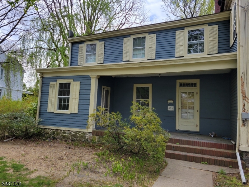 504 3rd Street Belvidere, NJ 07823 - Photo 1 of 13 a front view of a house
