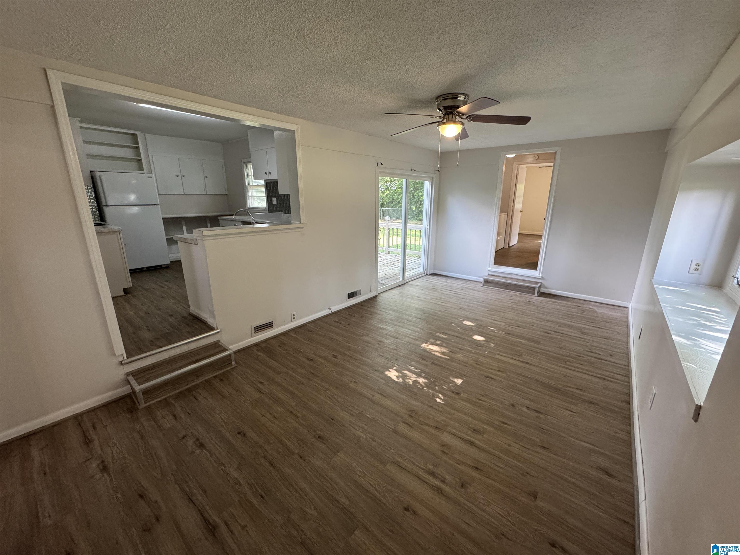 723 2nd Avenue Northwest Alabaster, AL 35007 - Photo 12 of 66