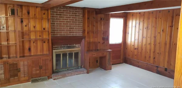 a view of a storage & utility room