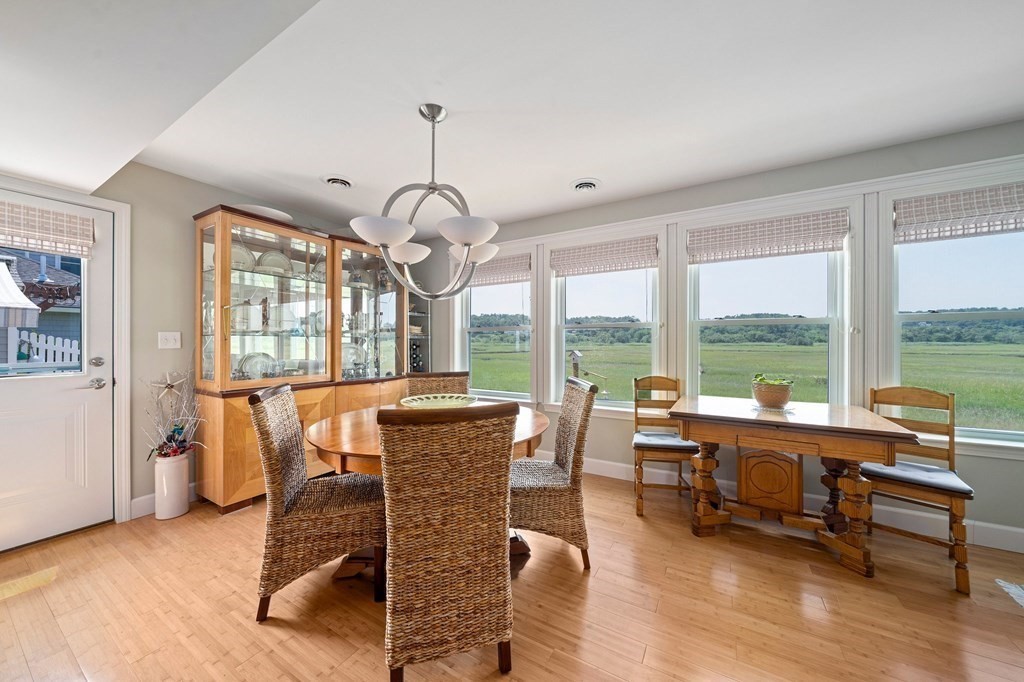 290 Ridge Road Marshfield, MA 02050 - Photo 12 of 41 Gallery Image 12